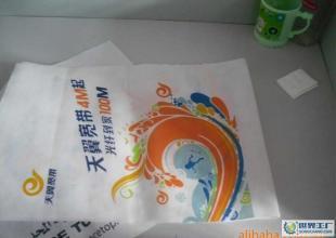 塑料薄膜與無紡布柔印專家 PE膜印刷機(jī)與CH無紡布柔版印刷機(jī)技術(shù)解析